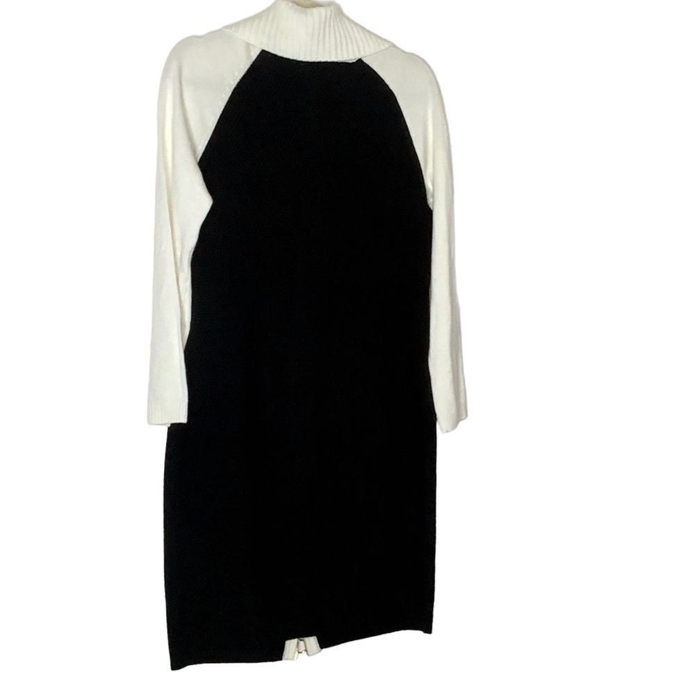 Calvin Klein long sleeve sweater dress. Black and white with front zipper. - Picture 3 of 7